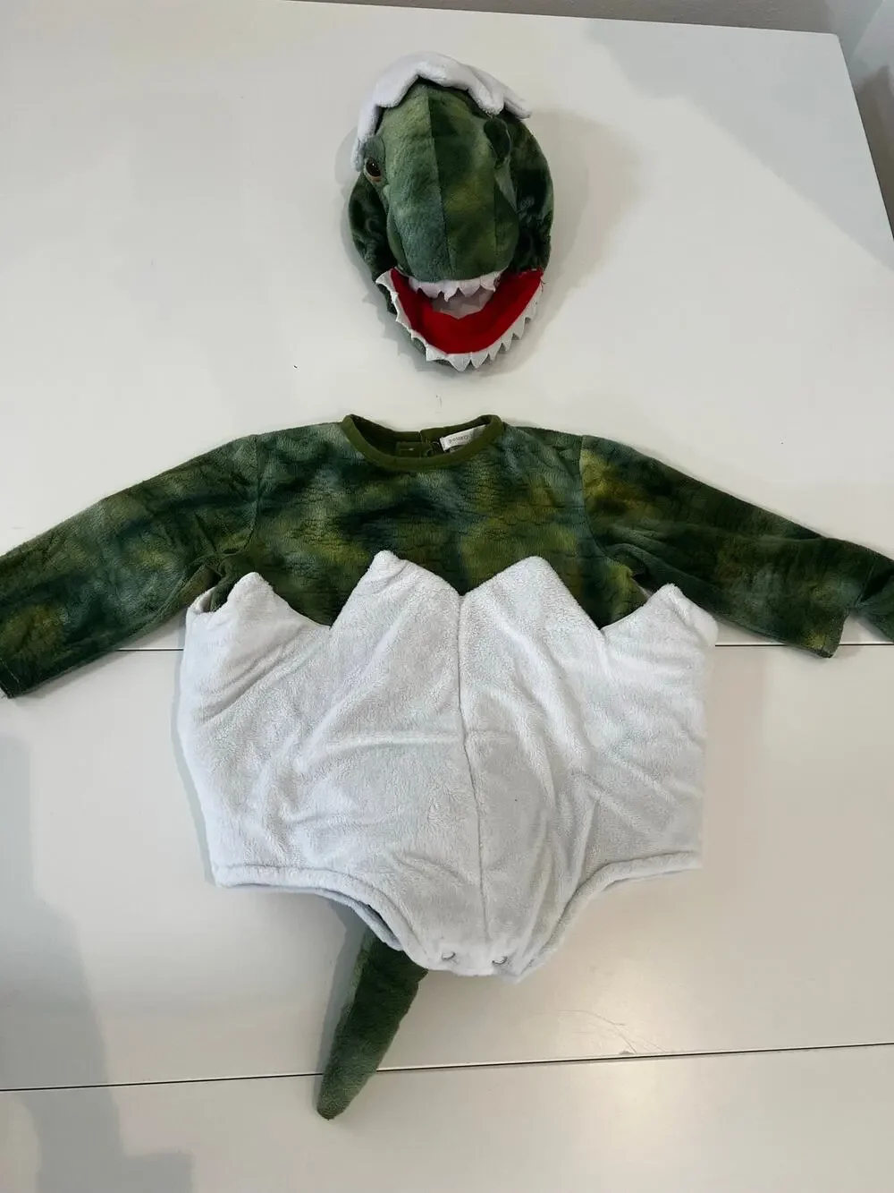 Pottery Barn 6-12 Months Halloween Costume T-Rex Dino Dinosaur outfit